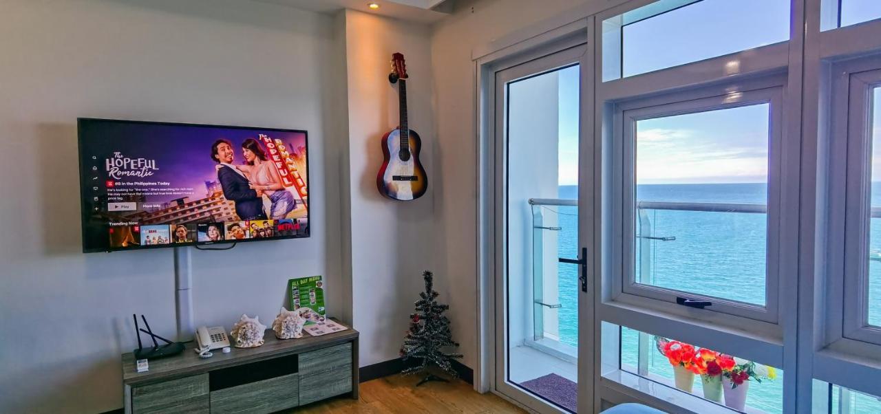 막탄 Oceanfront At Arterra, Fast Wifi, Nflix, Kitchen -C 빌라 외부 사진