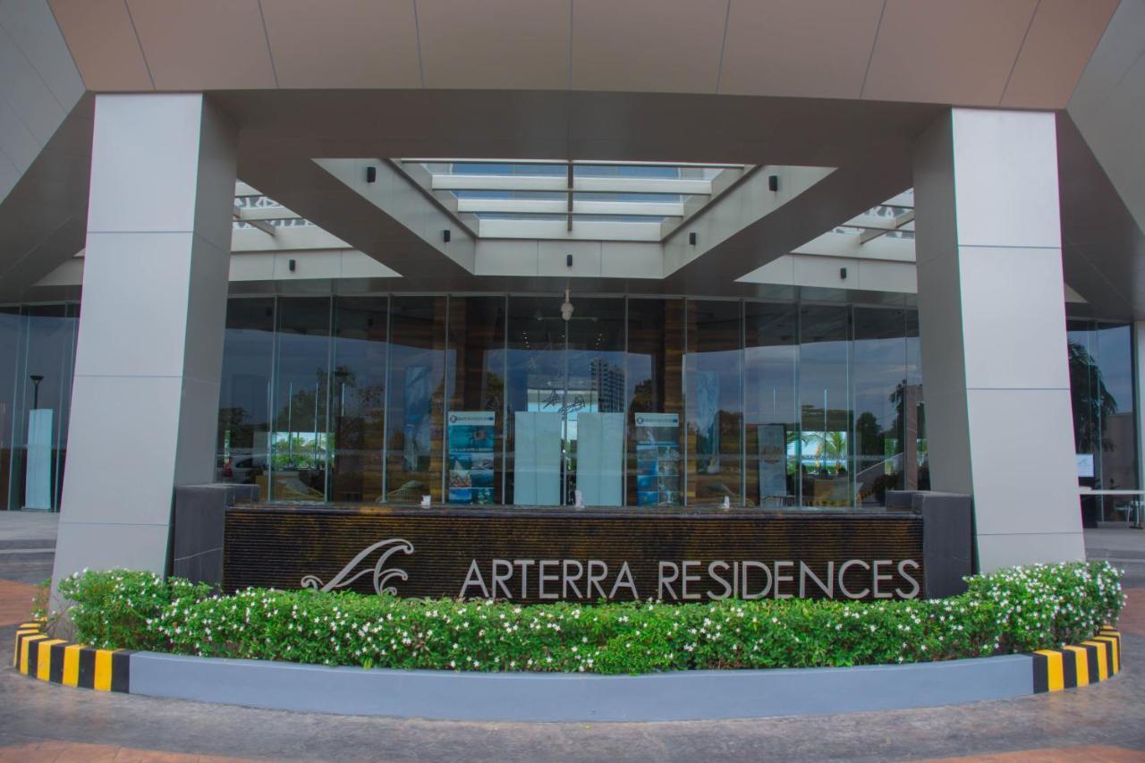 막탄 Oceanfront At Arterra, Fast Wifi, Nflix, Kitchen -C 빌라 외부 사진